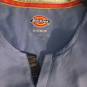 Selling top scrub ceil color